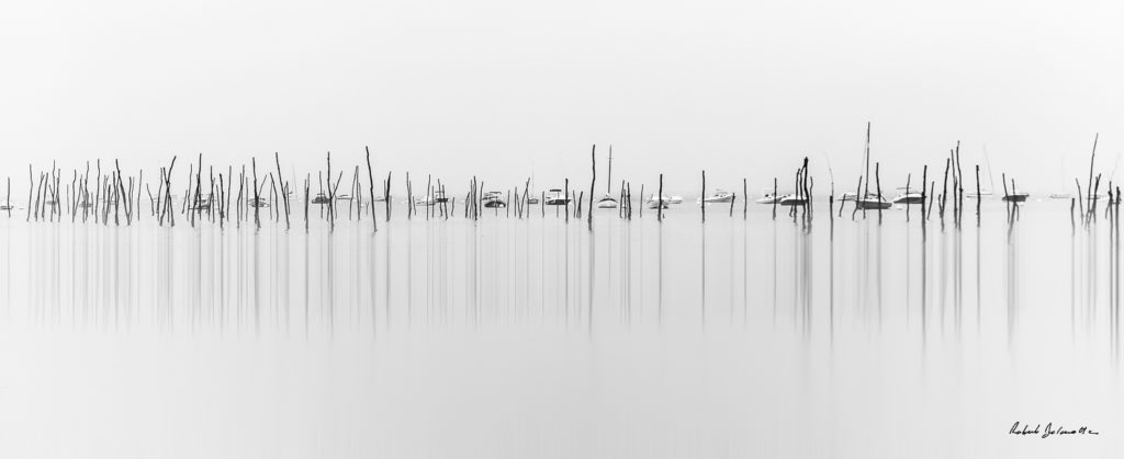 bateau dans la brume